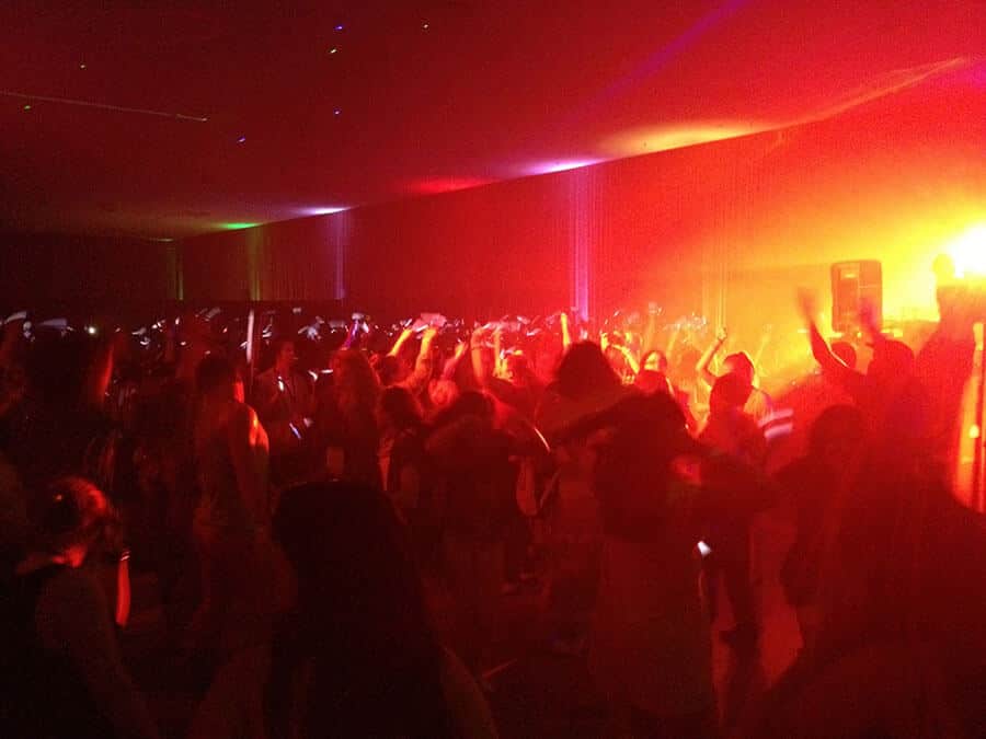 crowd-in-club-for-CIG-10-Myths